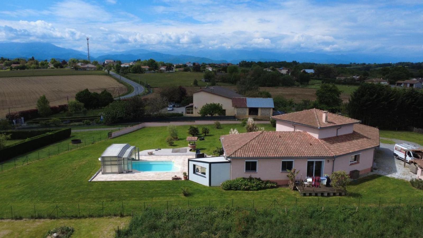 Villa Aux Portes Des Pyrenees سان جودُ المظهر الخارجي الصورة